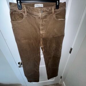 Abercrombie & Fitch “90’s Straight Ultra High Rise”